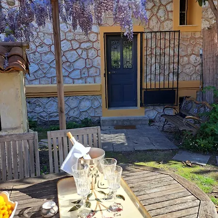 Quiet Garden Liberation Parking Daire *