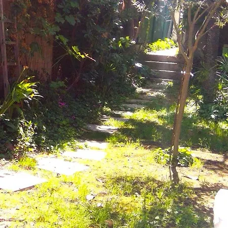 Quiet Garden Liberation Parking Daire